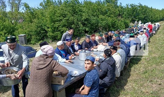 Балык Бистәсе районының бер авылында «Изгеләр ашы» булды